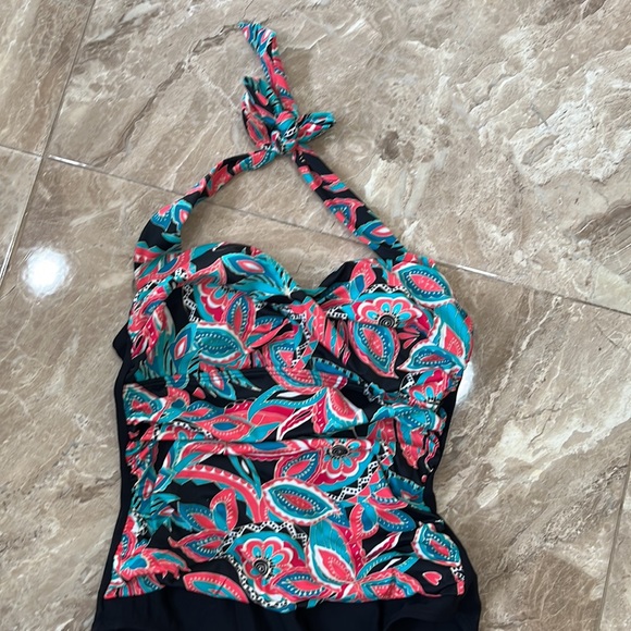 Aqua green, women’s swimsuits, one piece - Picture 2 of 5